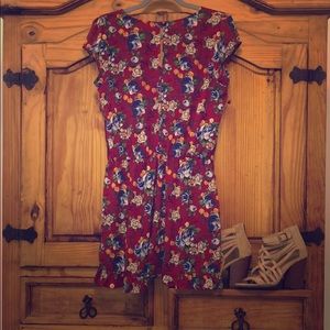 Adorable Floral Romper 🏖❤️